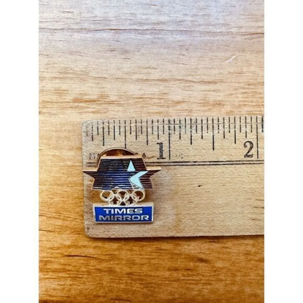 Vintage Times Mirror Team USA Olympics 1984 Lapel Pin Red White & Blue‎ 3/4